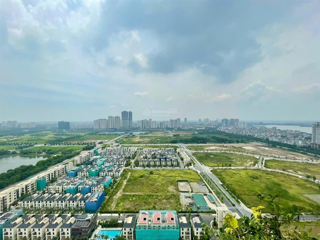 Bán căn hộ view hồ tây đẹp nhất toà 2pn2vs  giá rẻ nhất thị trường