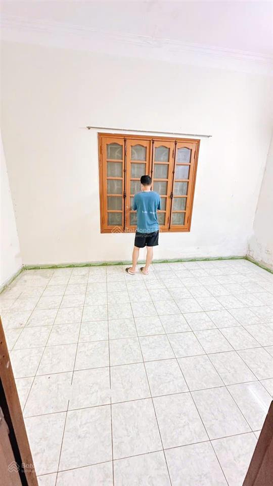 Chính chủ cho thuê nhà riêng 3pn, 2wc, 77m2 tại ngõ 198, vĩnh hưng, 8 triệu vnd