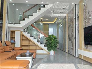 Chỉ 2,545ty bán nhà phố mới 4,5m5,2m*23m gần chợ đêm nguyễn văn dương đức hoà long an