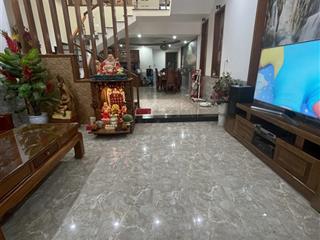 Định cư bán gấp nhà 3tầng chính chủ 1 đời 5,8x26m ôtô ngủ trong nhà,cách sân bay 10 phút chỉ 6,x tỷ