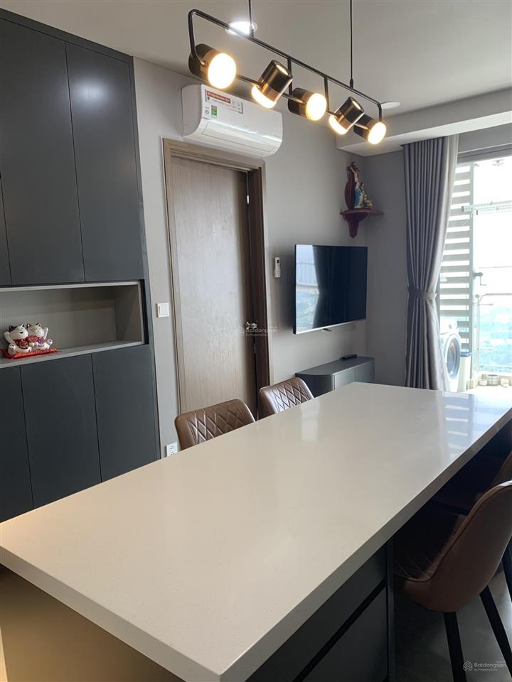 Thương lượng trực tiếp chủ  bán căn 2pn 62m2 full nội thất cao cấp river panorama q7  sổ hồng