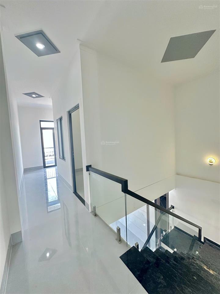 Bán gấp nhà mặt tiền kinh doanh 1 trệt 1 lầu sổ riêng thổ cư 100%, gần trung tâm phường tân triều