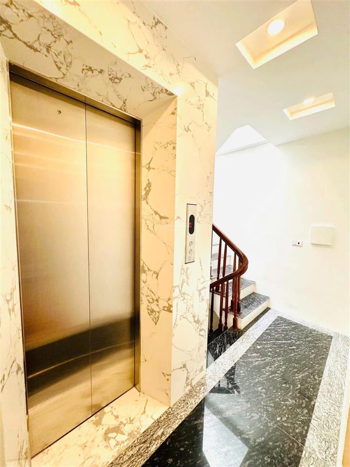 Cho thuê phòng 1 ngủ, 1 khách, bếp, 1 wc, 50m2 đầy đủ tiện nghi có thang máy