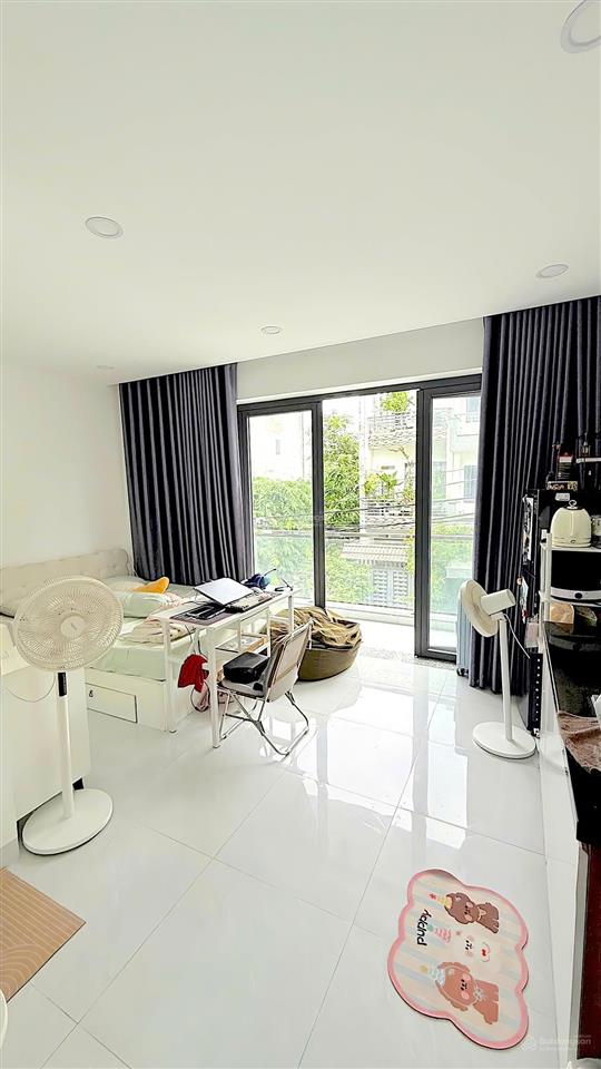 8,5 tỷ  kênh tham lương q12, giáp gò vấp  đường 10m  100m2  4 tầng đẹp, dòng tiền 240tr/năm