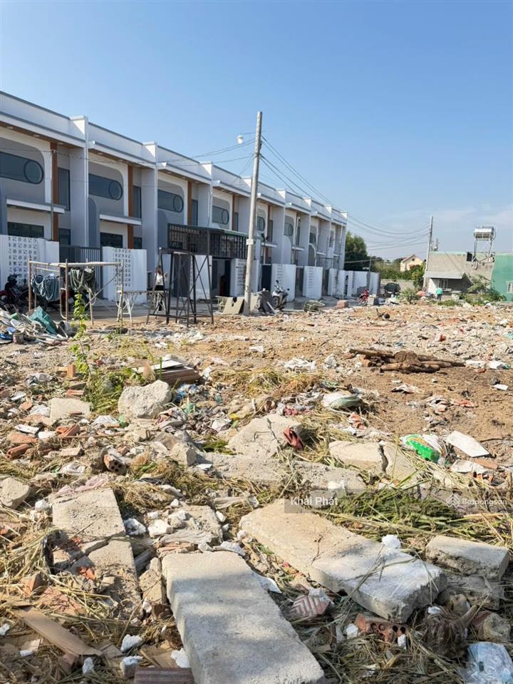 Bán gấp đất sổ hồng riêng sẵn thổ cư 100% gần trường tiểu học thạnh phú, tt 268tr sở hữu được ngay