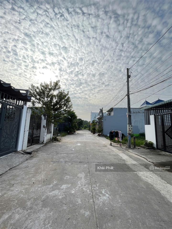 Bán gấp đất sổ hồng riêng sẵn thổ cư 100% gần trường tiểu học thạnh phú, tt 268tr sở hữu được ngay