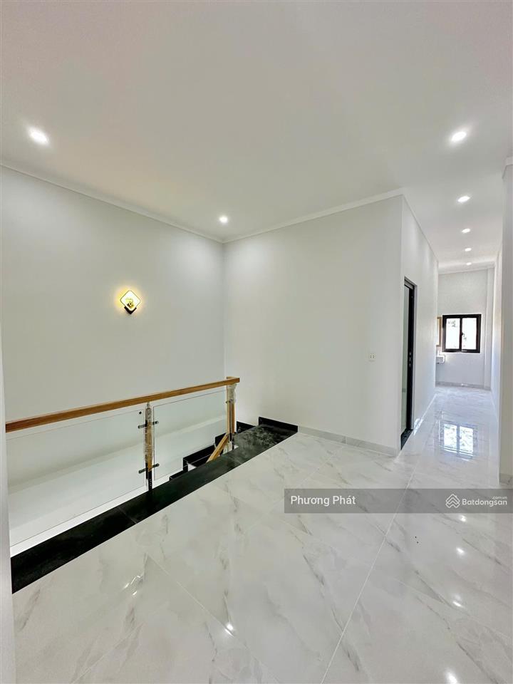 Bán gấp nhà lầu chính chủ sổ riêng thổ cư giá rẻ gần chợ thạnh phú, tt 449tr nhận nhà ở ngay