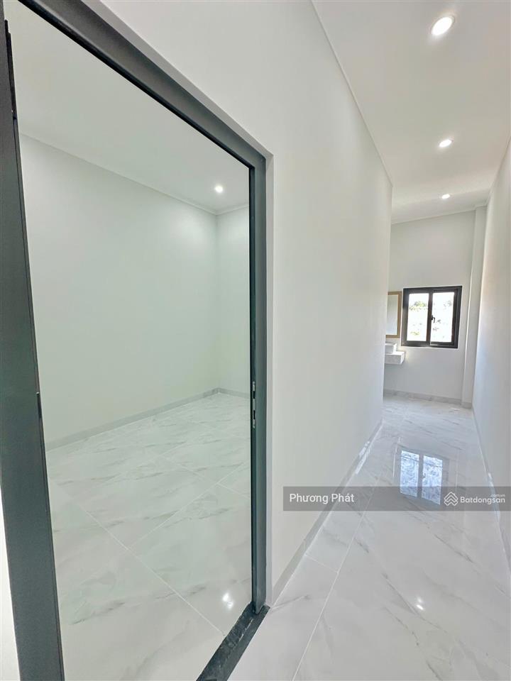 Bán gấp nhà lầu chính chủ sổ riêng thổ cư giá rẻ gần chợ thạnh phú, tt 449tr nhận nhà ở ngay