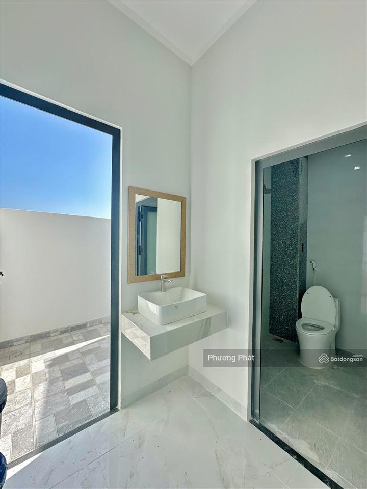 Bán gấp nhà lầu chính chủ sổ riêng thổ cư giá rẻ gần chợ thạnh phú, tt 449tr nhận nhà ở ngay