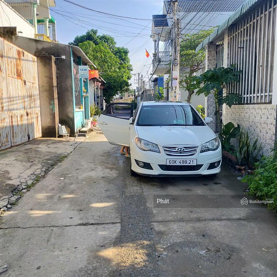 Bán gấp nhà sổ riêng, giá rẻ = giá đất, hẻm phở việt gần trung tâm phường tân triều