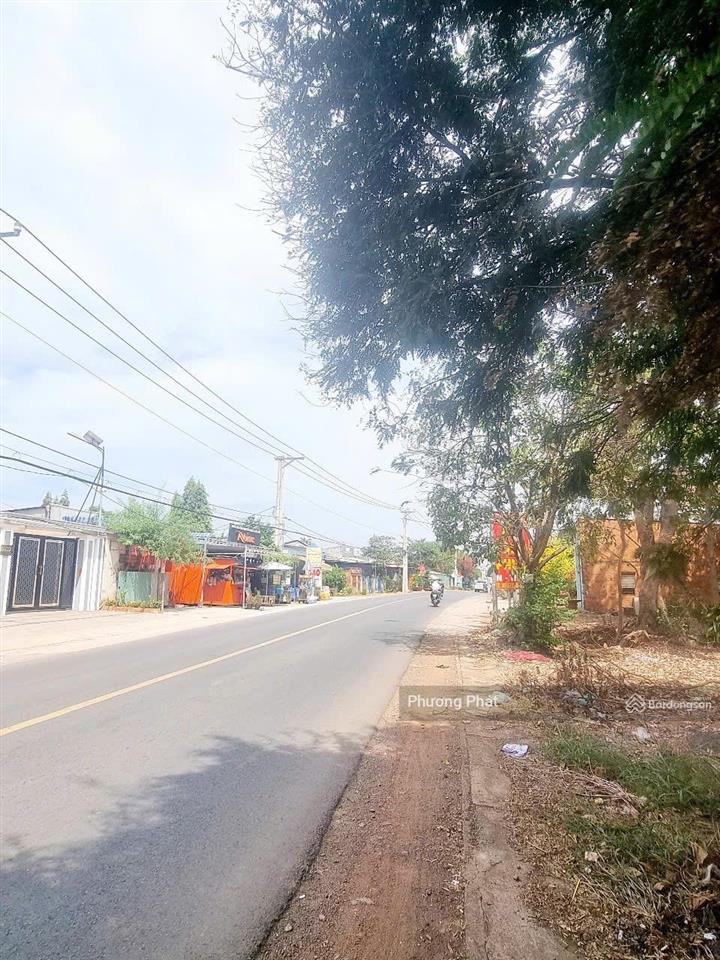 Bán nhà mặt phố tại đường nguyễn hoàng, cây gáo, trảng bom, 8,6 tỷ, 559m2, giá tốt!