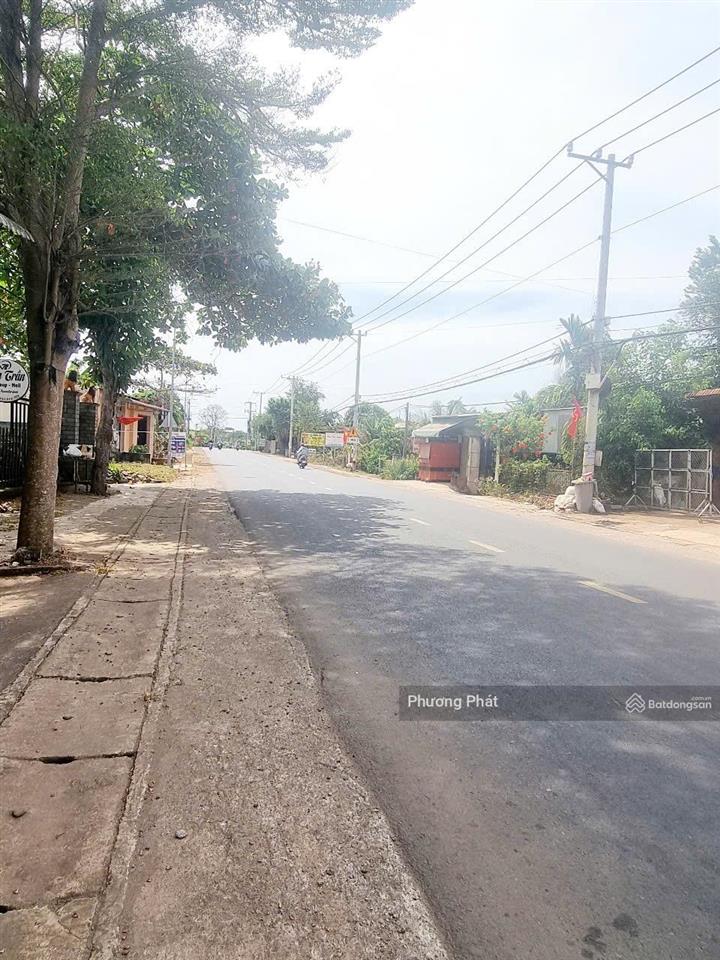 Bán nhà mặt phố tại đường nguyễn hoàng, cây gáo, trảng bom, 8,6 tỷ, 559m2, giá tốt!