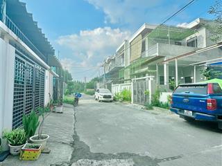 Bán gấp giá rẻ đất 6x18m thổ cư 100% sổ riêng sẵn, gần trường tiểu học thạnh phú, sát kdc lavender