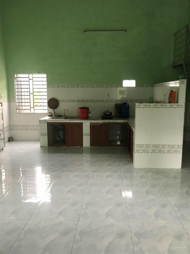 Chính chủ bán gấp nhà sân vườn sổ riêng tại phường trảng bom gần chợ số 9, hỗ trợ vay ngân hàng 70%