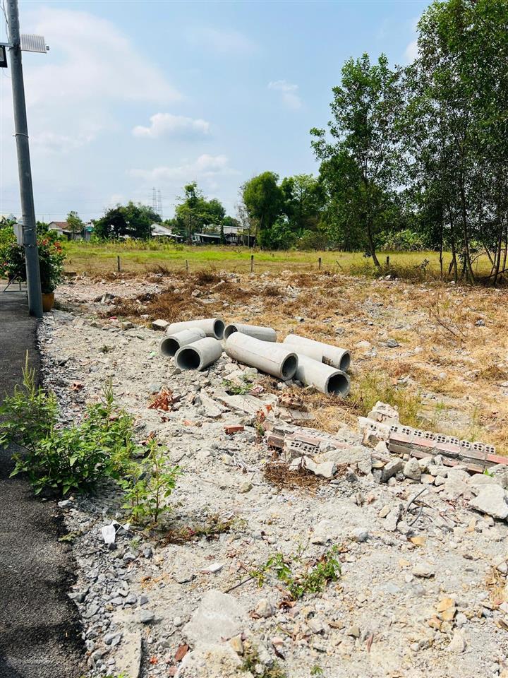 Bán đất sổ riêng thổ cư gần trường thpt vĩnh cửu, tt 300tr nhận đất còn lại ngân hàng hỗ trợ vay