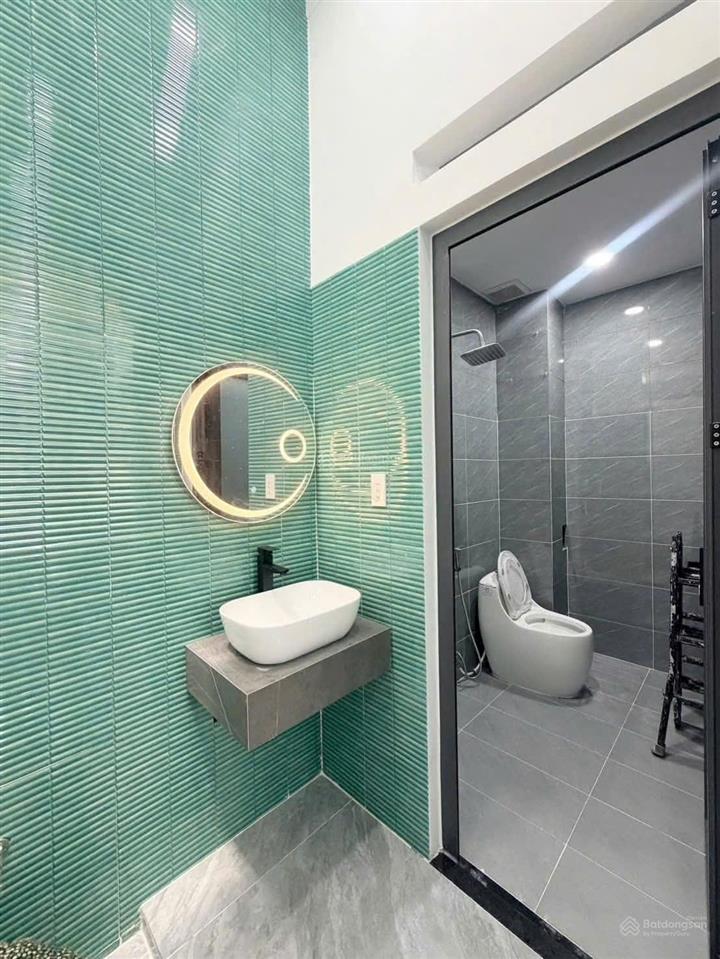 Bán gấp nhà 1 trệt 1 lầu sổ riêng thổ cư 100% gần chợ nhỏ tân hiệp, tt 1,1 tỷ nhận nhà ở ngay