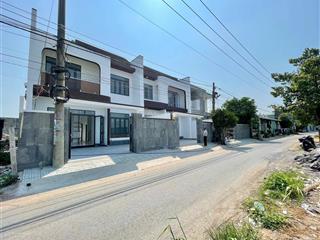 Bán gấp đất mặt tiền phi trường, thuận tiện phân lô tách thửa, đối diện nhà văn hóa kp. bình ý