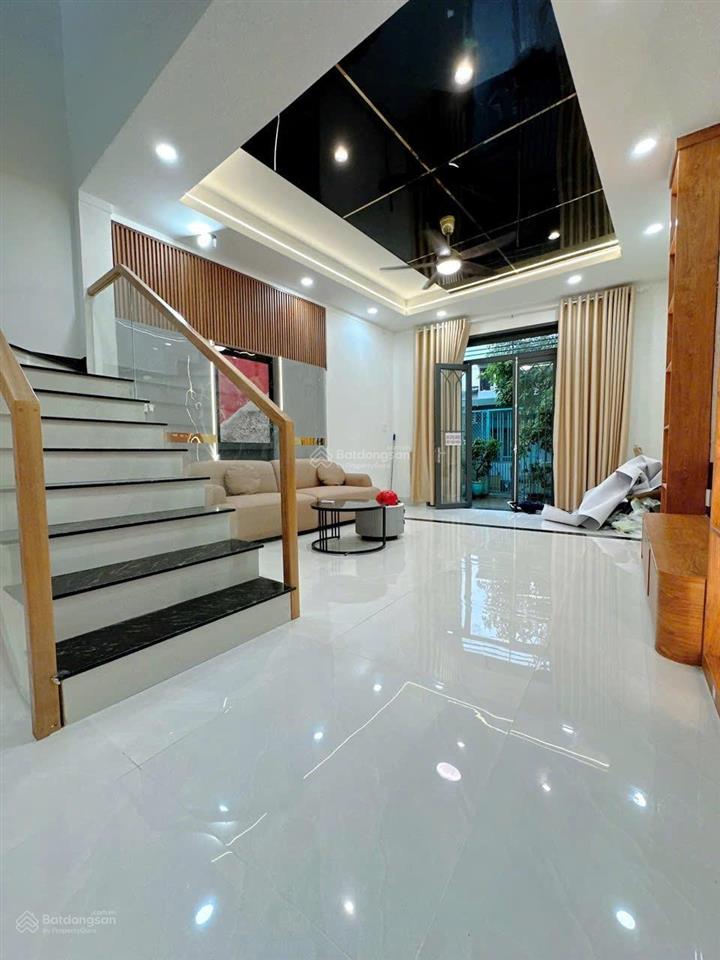 Bán gấp nhà 1 trệt 1 lầu sổ riêng thổ cư 100% gần công viên biên hùng, tt 979tr nhận nhà ở ngay