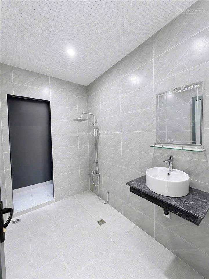 Chỉ 539tr nhận ngay nhà 1 trệt 1 lầu sổ riêng thổ cư 100% ngay cuối đồng khởi gần cty changshin