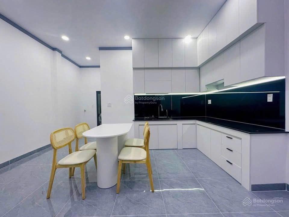 Bán gấp nhà gác lửng đúc kiên cố ngay sau trường tiểu học tân phú cơ sở 2. tt 499tr nhận nhà ở ngay