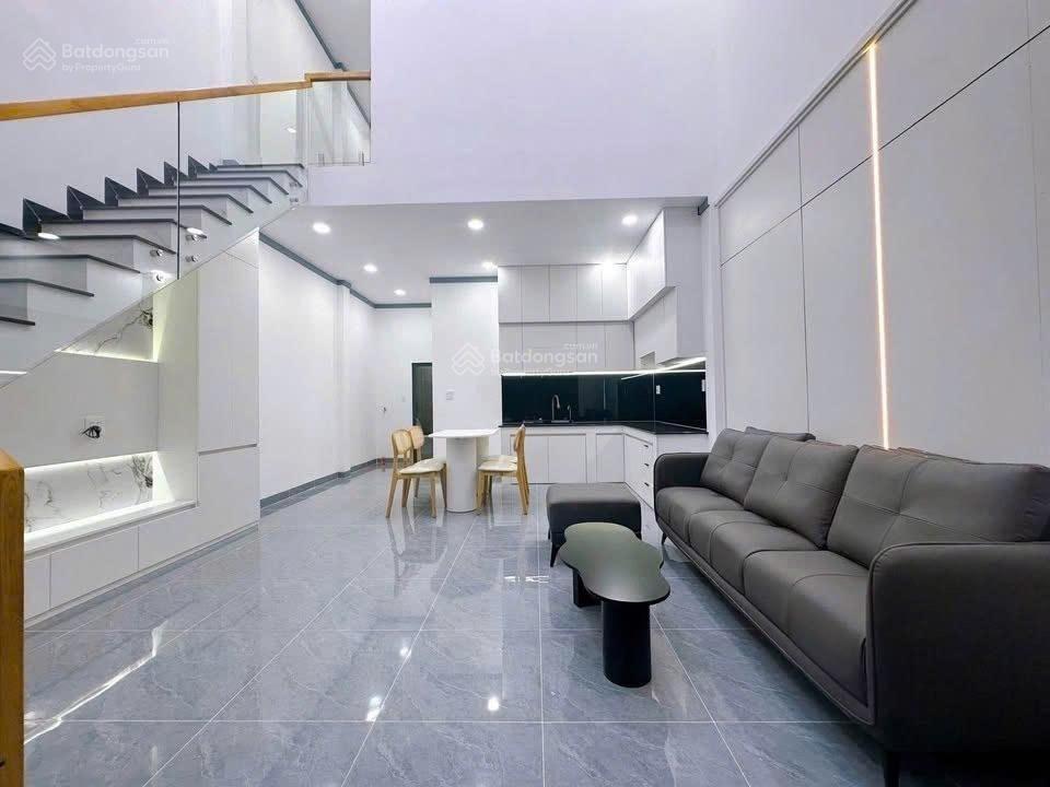 Bán gấp nhà gác lửng đúc kiên cố ngay sau trường tiểu học tân phú cơ sở 2. tt 499tr nhận nhà ở ngay