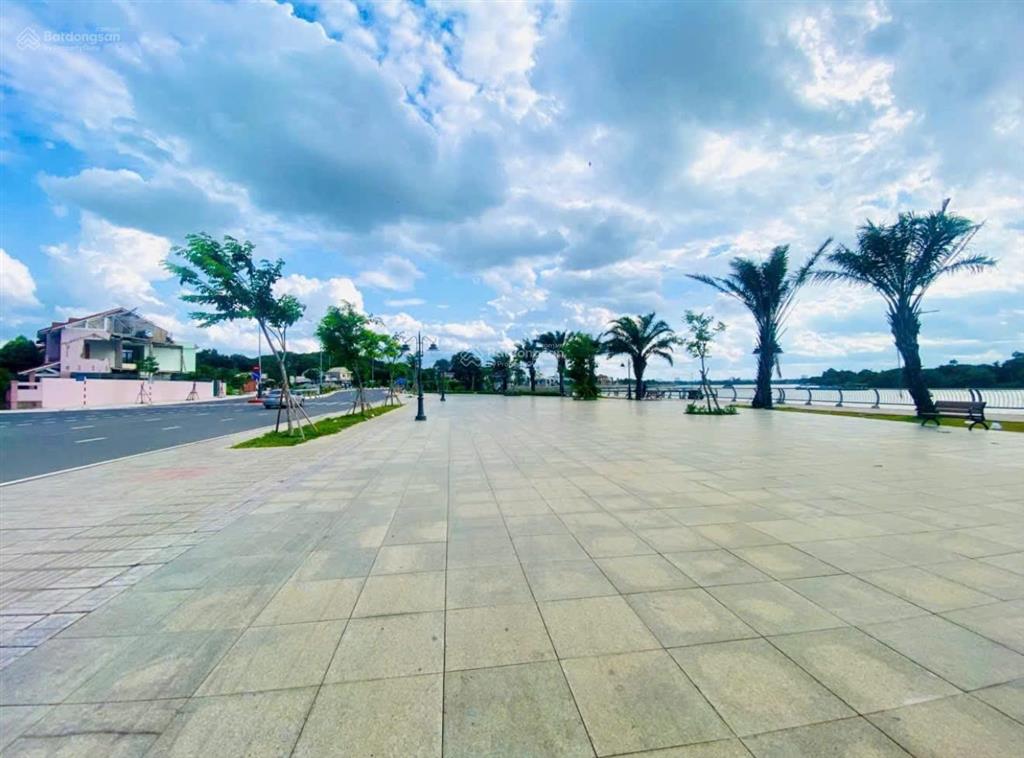 Bán gấp mặt tiền ven sông bờ kè bửu long thuận tiện kinh doanh mọi nghành nghề, sổ riêng thổ cư