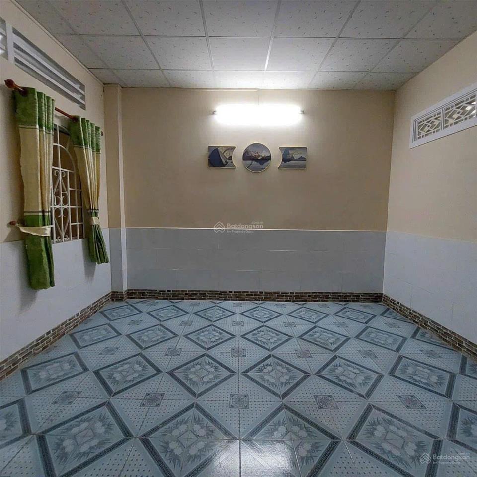 Cho thuê gấp nhà sẵn riêng nguyên căn dọn vào ở ngay gần ubnd bửu long (cũ)