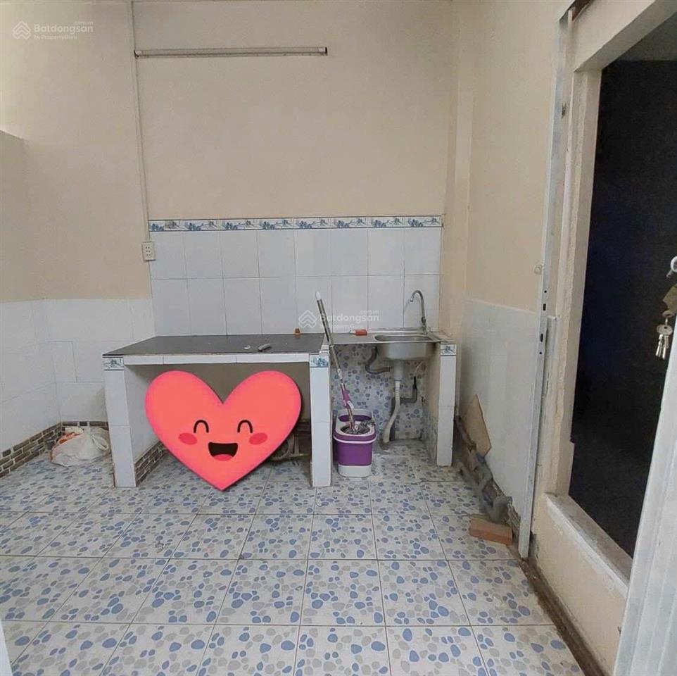 Cho thuê gấp nhà sẵn riêng nguyên căn dọn vào ở ngay gần ubnd bửu long (cũ)