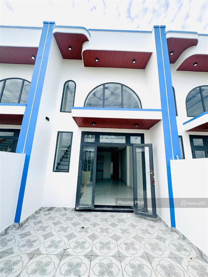 Bán gấp nhà 1 trệt 1 lửng sân xe hơi sổ riêng thổ cư 100% gần cây xăng 75, tt 349tr nhận nhà ở ngay
