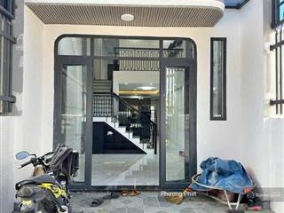 Bán gấp nhà 1 trệt 1 lửng đúc giá rẻ, sổ riêng thổ cư cách chợ thạnh phú 2km, tt 339tr nhận nhà ở