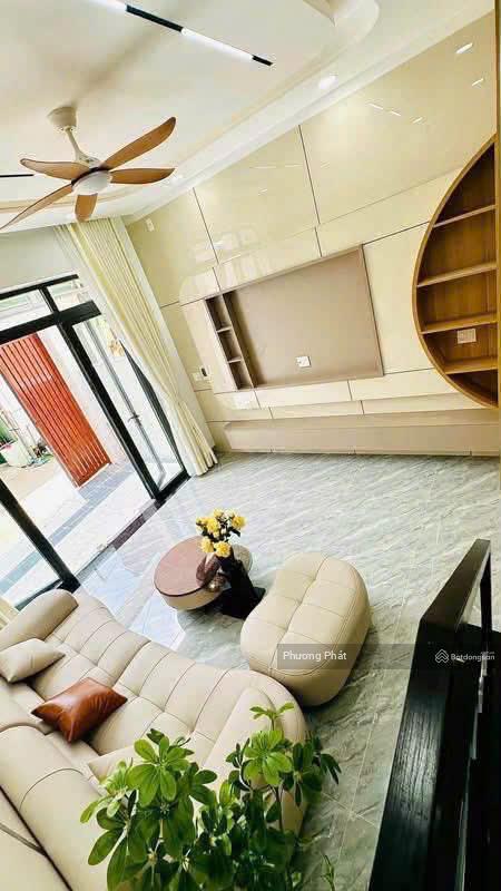 Bán gấp nhà 1 trệt 1 lầu sổ riêng thổ cư, sau hành chính công trảng dài, tt 999tr nhận nhà ở ngay