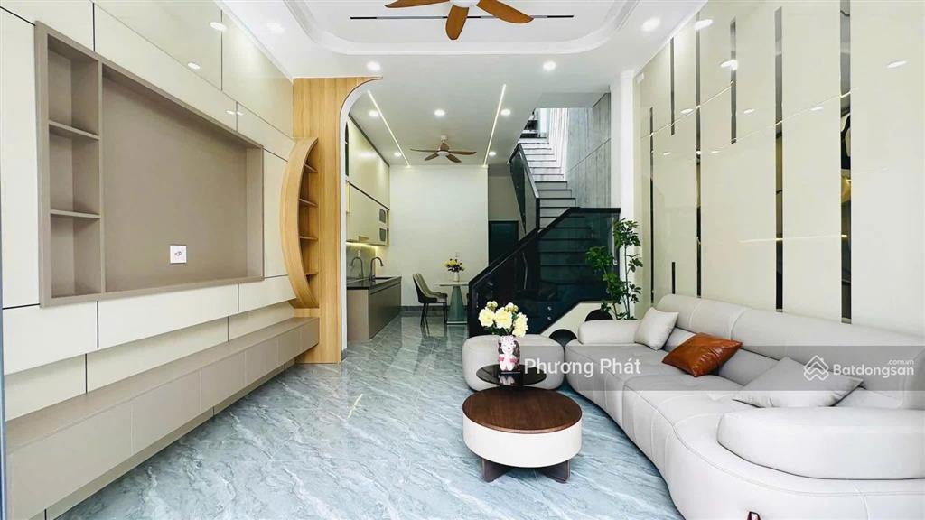Bán gấp nhà 1 trệt 1 lầu sổ riêng thổ cư, sau hành chính công trảng dài, tt 999tr nhận nhà ở ngay