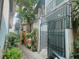 Bán gấp nhà diên hồng, p1, q bình thạnh  sát bên chợ bà chiểu  25m2 1 lầu