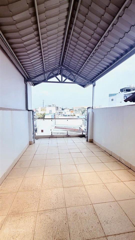 Nhà mặt tiền 8m chỉ 7.8tỷ ngay nguyễn văn công  nguyễn kiệm