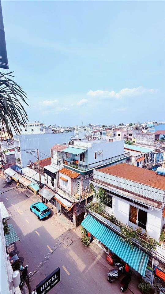Nhà mặt tiền 8m chỉ 7.8tỷ ngay nguyễn văn công  nguyễn kiệm