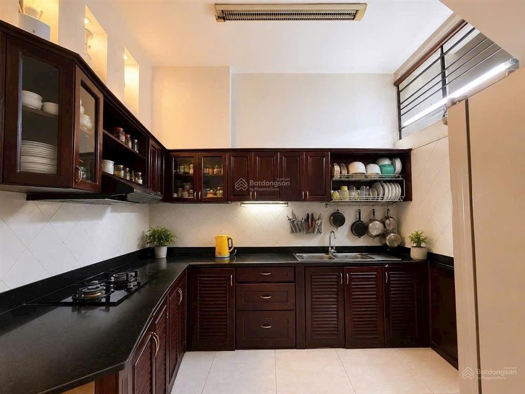 Bán nhà đẹp kiên cố gđ ở đó giờ 52m2 huỳnh văn bánh, phú nhuận chỉ 8.7 tỷ
