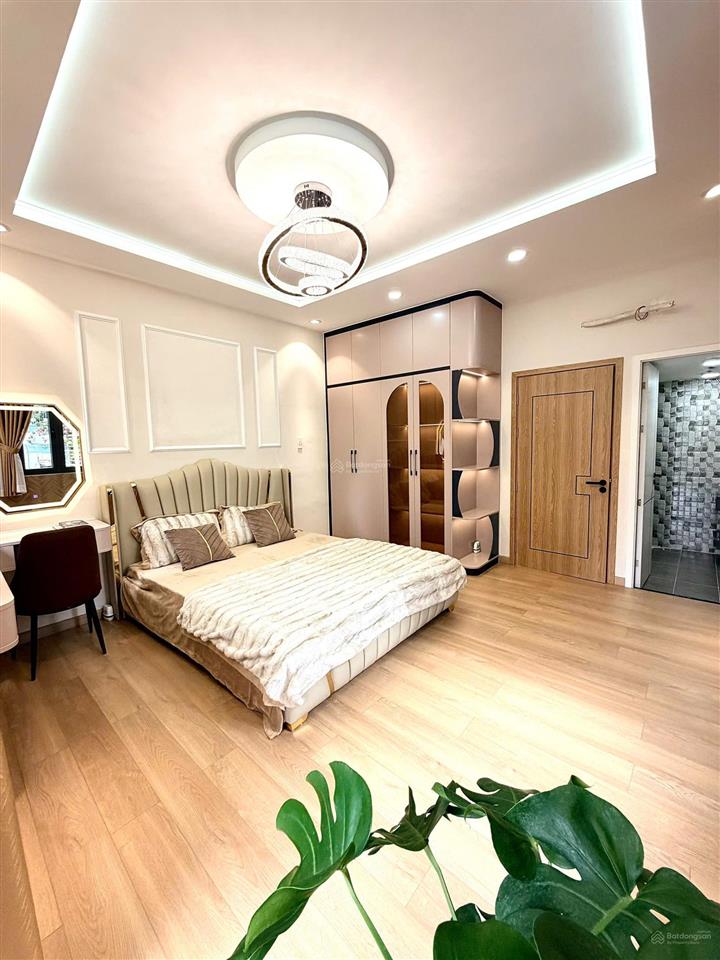 Hạ giá bán gấp nhà phố 3pn huỳnh văn bánh, phú nhuận chưa đến 6 tỷ