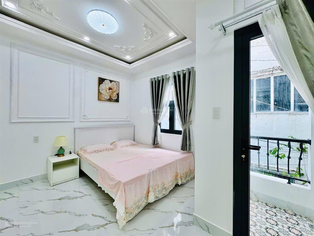 Nhà mới 40m2 3pn ngay trung tâm phú nhuận full nội thất chưa đến 7 tỷ