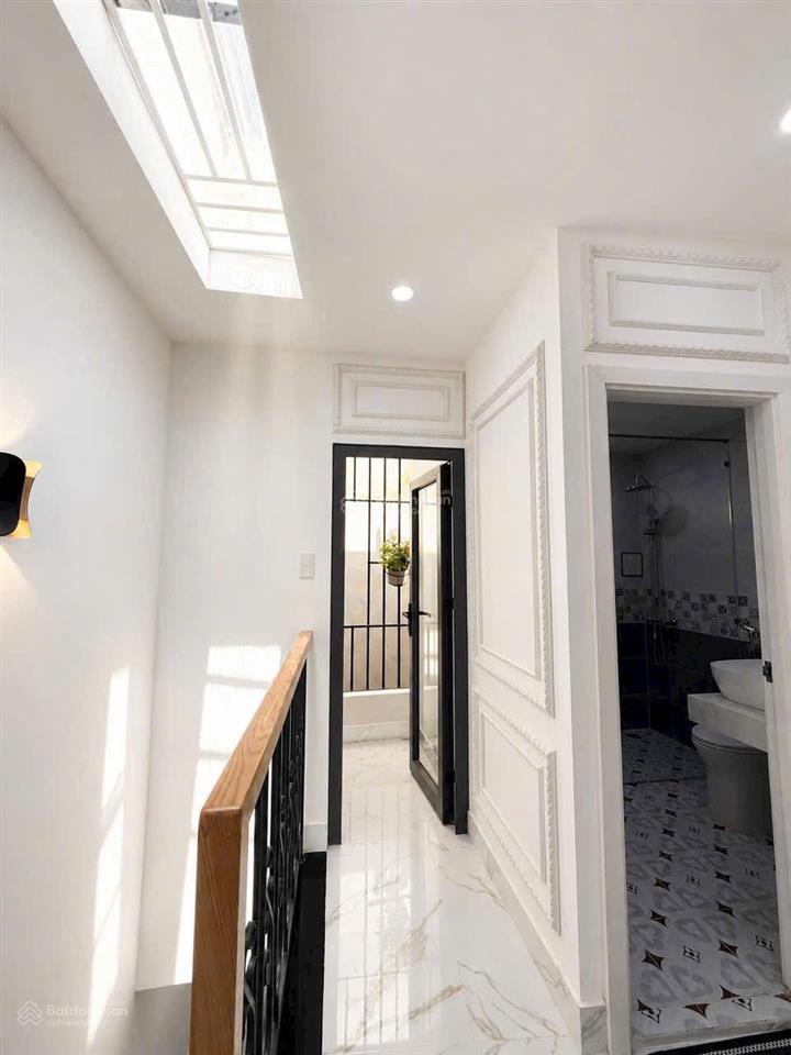 Nhà mới 40m2 3pn ngay trung tâm phú nhuận full nội thất chưa đến 7 tỷ