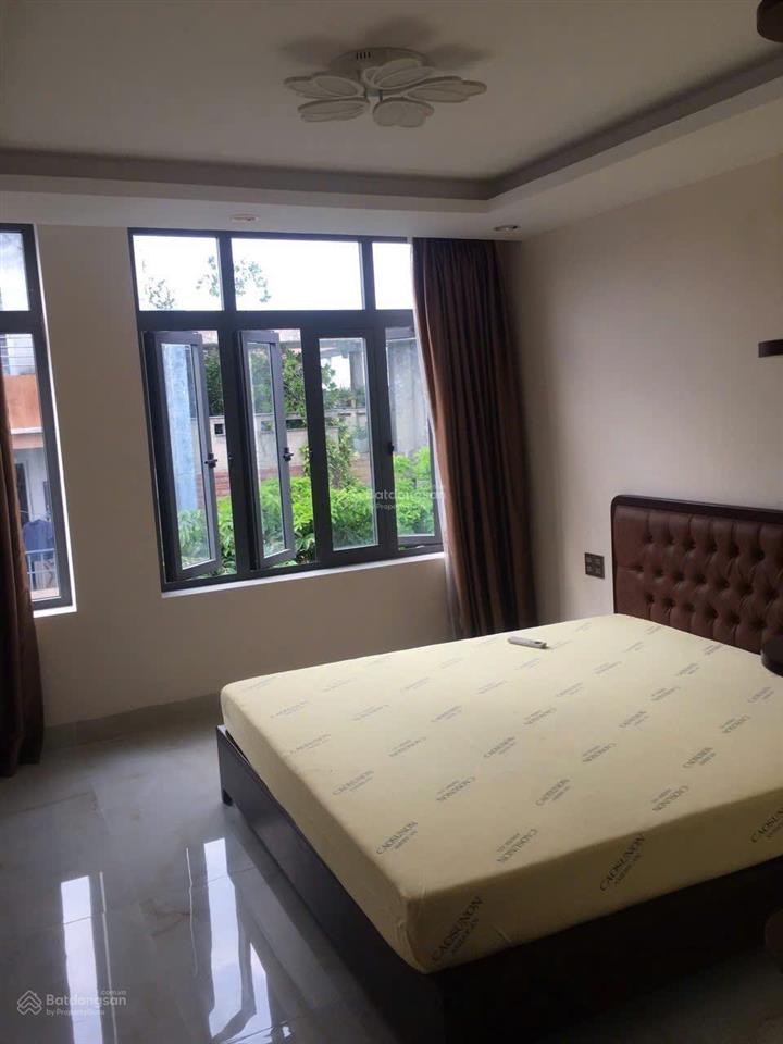 Nhà mới xây nở hậu 5 tầng gần galaxy quang trung, giá 8,8 tỷ