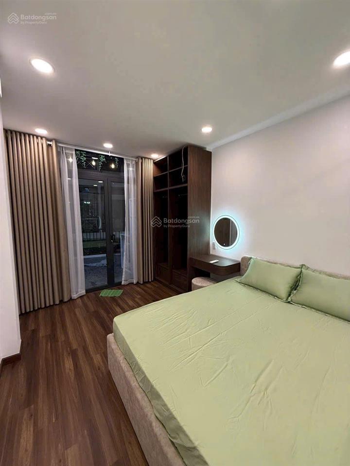Bán nhà 4 tầng mặt tiền đường nguyễn trọng tuyển chỉ 7,890tỷ