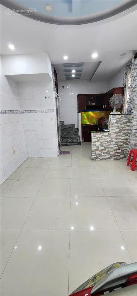 Bán nhà ngang 7m huỳnh văn bánh, pn vị trí đẹp chỉ 5,25tỷ