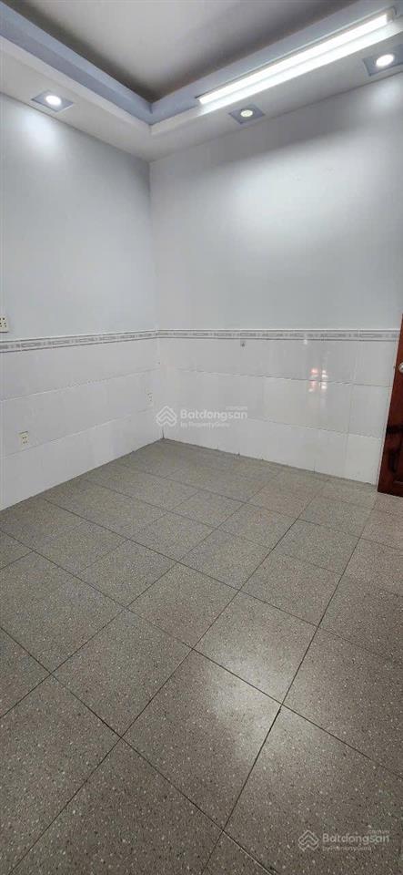 Bán nhà ngang 7m huỳnh văn bánh, pn vị trí đẹp chỉ 5,25tỷ