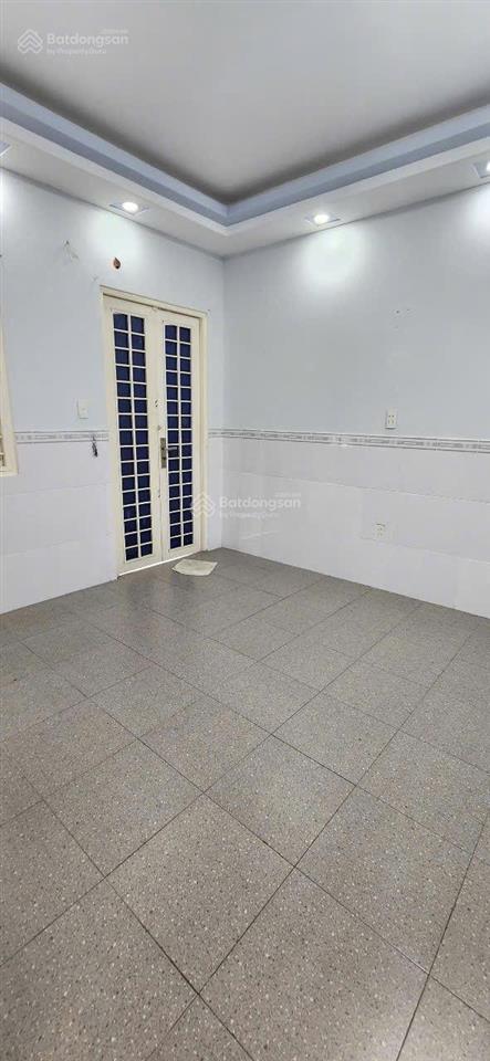 Bán nhà ngang 7m huỳnh văn bánh, pn vị trí đẹp chỉ 5,25tỷ