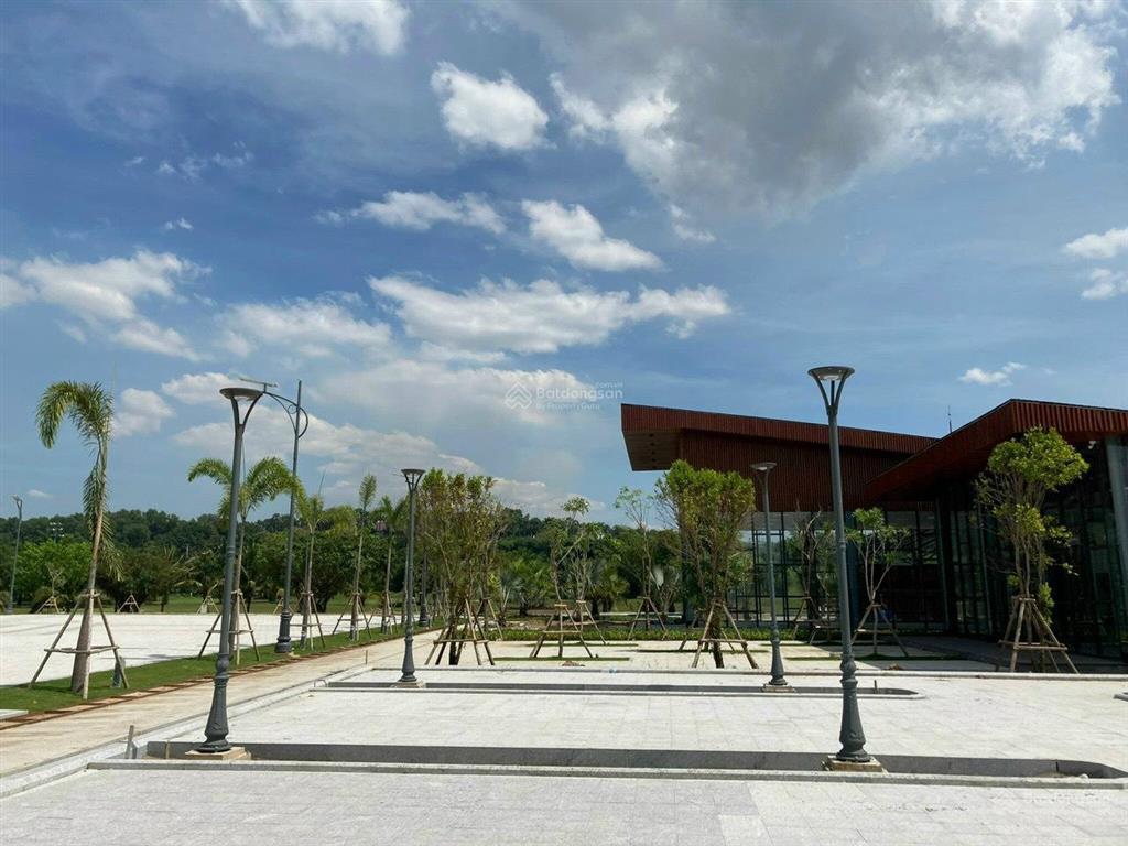 Bán gấp lô đất 140m2 bh new city,khu hưng vượng gần cổng ra vào, giá chỉ 16.5 triệu/m2 bao thuế phí