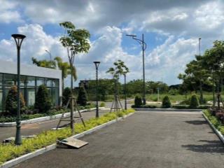 Nền góc khang thịnh ngay tttm 8x20m sổ sẵn giá chỉ 2,99 tỷ bao thuế phí, thiện chí có thương lượng