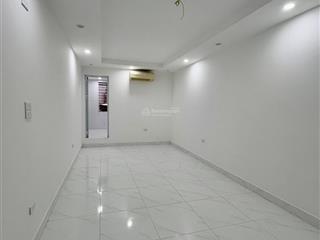 Cho thuê cc 2pn, 1wc, 40m2 tại căn hộ 215, tầng 2, nhà c3, 31 lương đình của, 8,5 triệu
