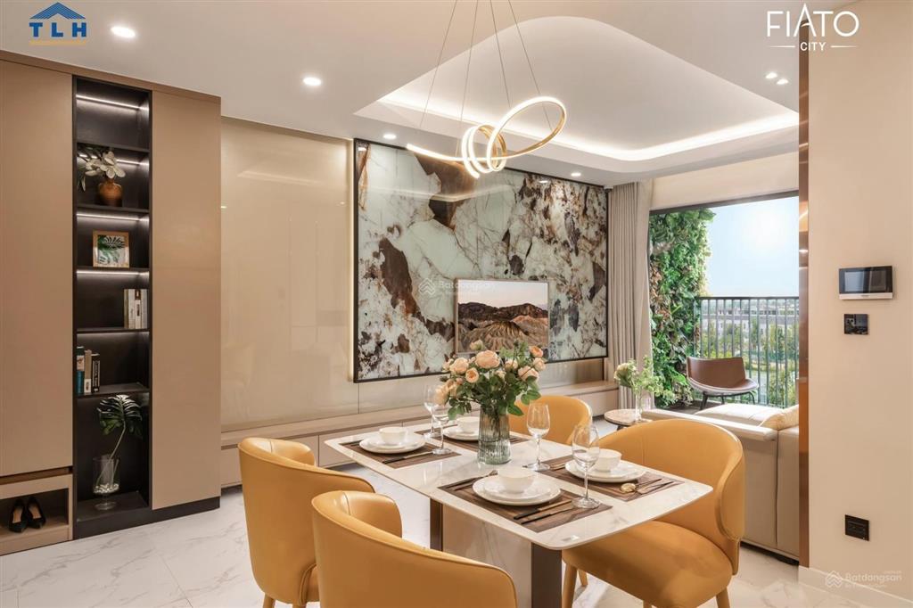Hot hot hot! căn góc 2pn, 2wc tại fiato airport city. diện tích 94m2. giá 4,2 tỷ