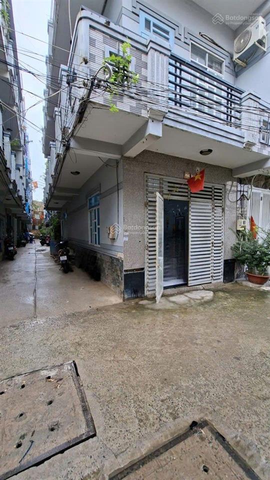 Bán nhà hẻm xe hơi 206/55 phú định, 5,5 tỷ, 42 m2, 2 mặt tiền, xe hơi vô nhà
