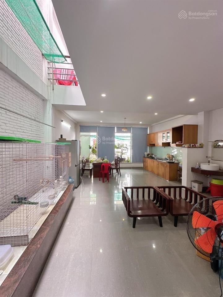 Nhà 3 tầng hẻm xe hơi phan huy ích  tân bình , ngang 5 nở hậu 6,7m nhỉnh 8tỷ , 85m2